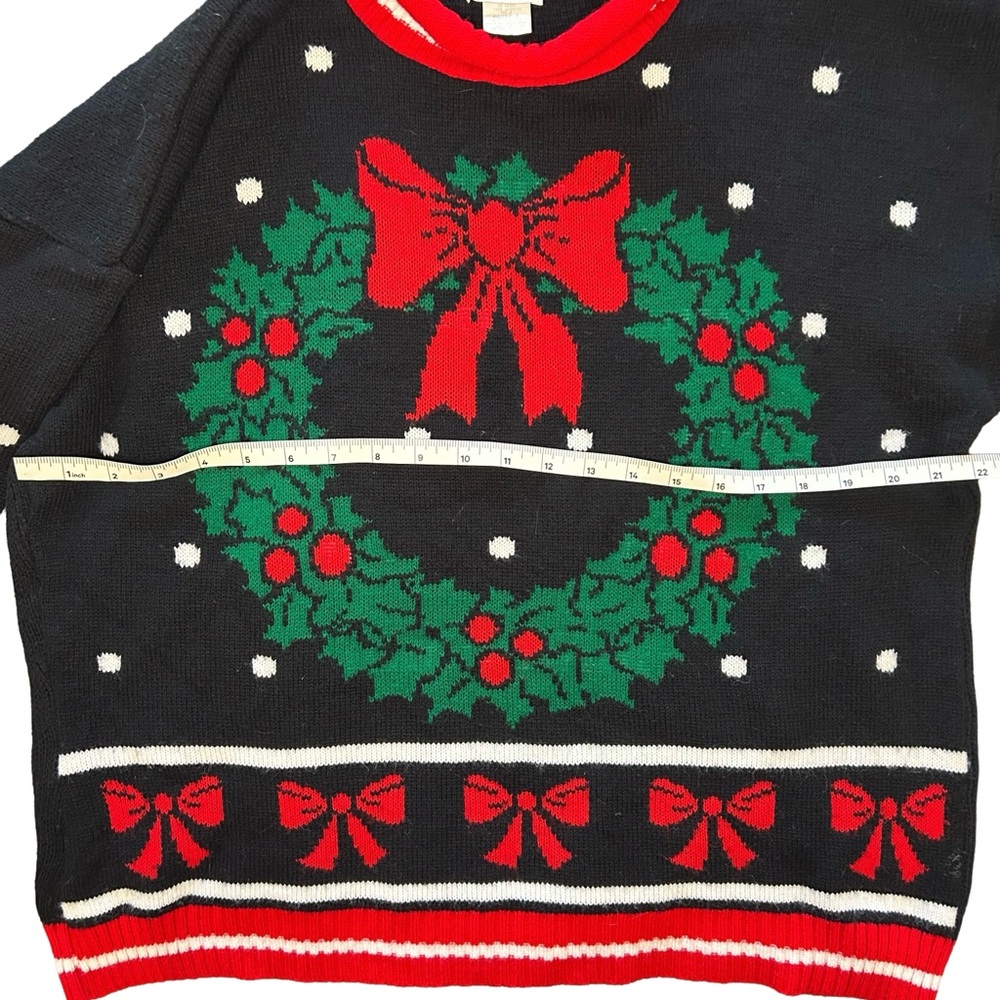 Vintage Black and Red Holiday Wreath Rollneck Sweater - Picture 3 of 5